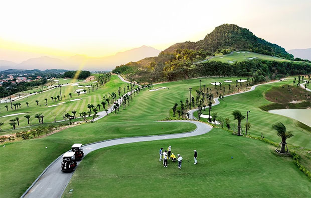 Stone Highland Golf & Resort