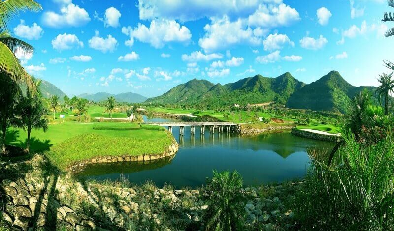 Diamond Bay Golf & Villas