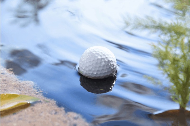 Bóng golf nổi là gì? Nên sử dụng bóng golf nổi hay chìm