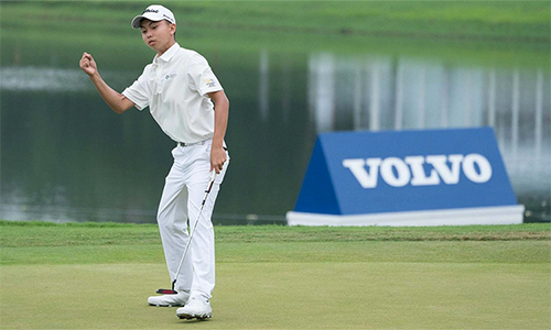 Golfer 14 tuổi người Trung Quốc lập kỷ lục tại European Tour